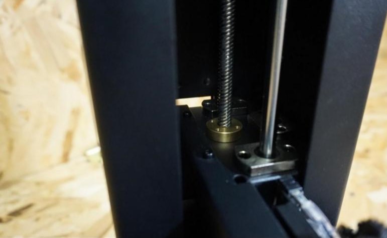 3d принтер Duplicator I3 Mini очень прост в работе. Купить в Украине